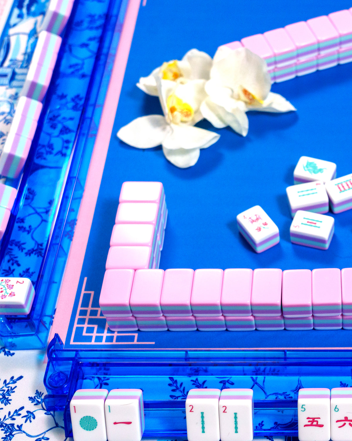 Indigo Acrylic Mahjong Racks with Pushers